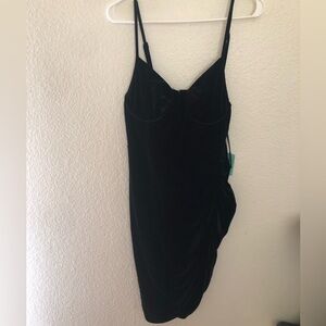 NWT Bear Dance Black Chemise with V-Neckline